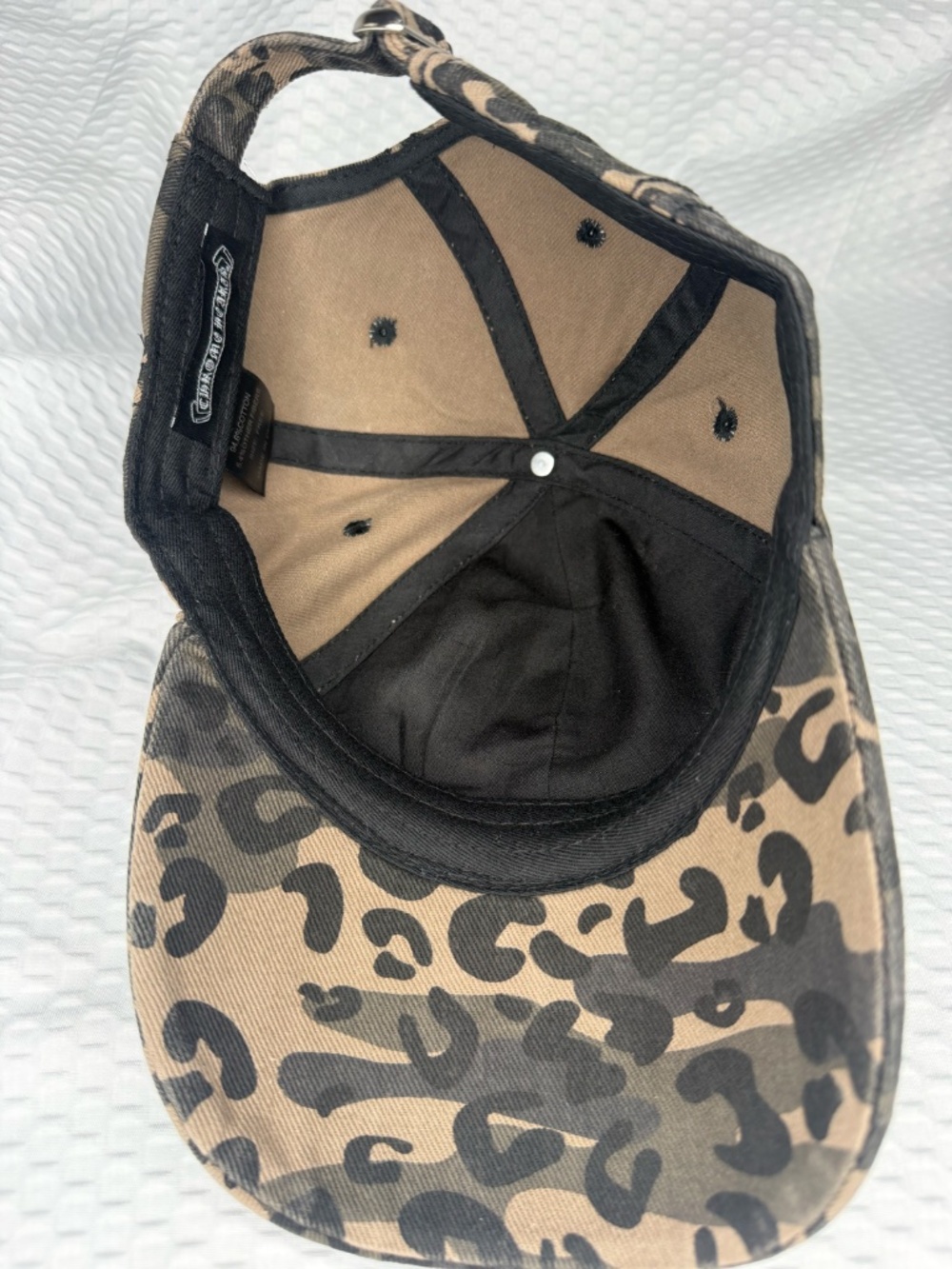 MEN'S CHROME HEARTS CAMO DISTRESSED BASEBALL CAP HAT M/L LIKE NEW - Picture 4 of 4